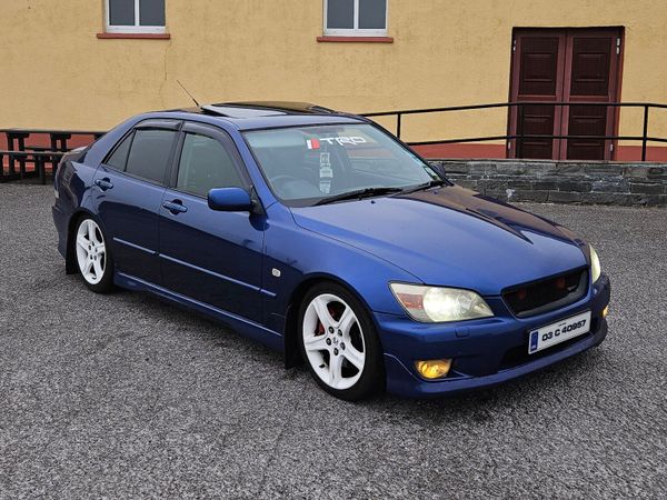 Lexus IS Saloon, Petrol, 2003, Blue