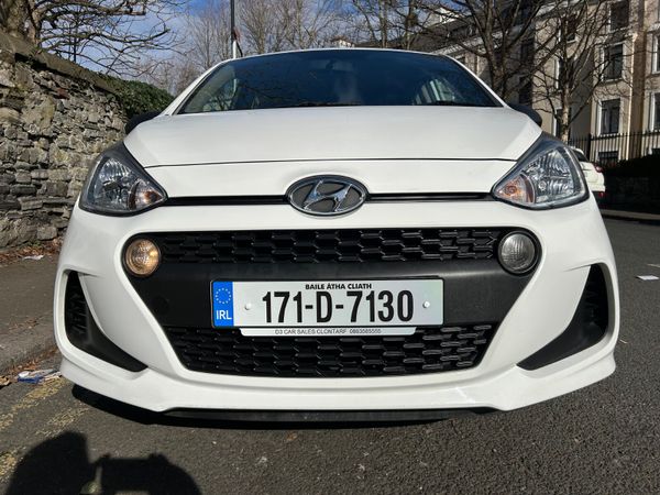 Hyundai i10 Hatchback, Petrol, 2017, White
