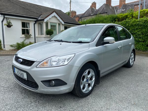 Ford Focus Hatchback, Diesel, 2011, Silver
