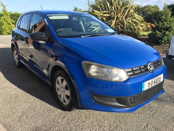 Volkswagen Polo Hatchback, Petrol, 2011, Blue