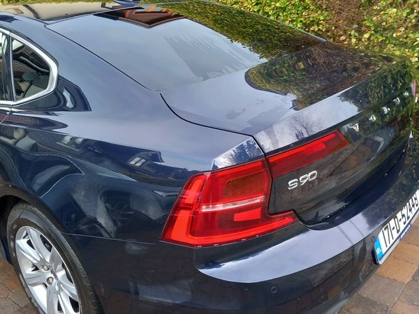 Volvo S90 Saloon, Diesel, 2017, Blue