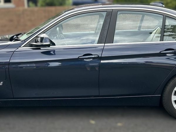 BMW 3-Series Saloon, Petrol Plug-in Hybrid, 2017, Blue