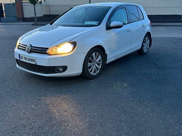 Volkswagen Golf Hatchback, Diesel, 2012, White