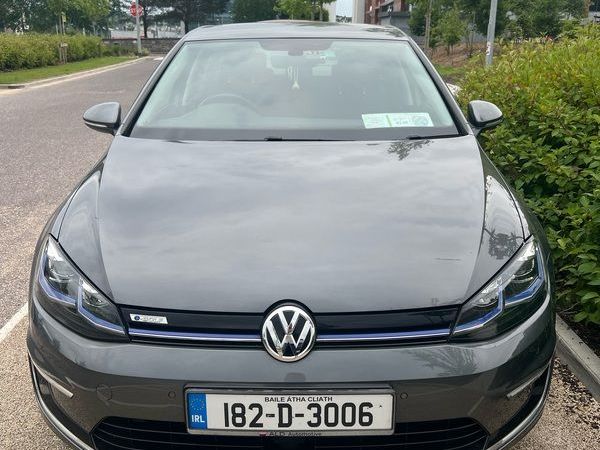 Volkswagen Golf Estate, Electric, 2018, Grey
