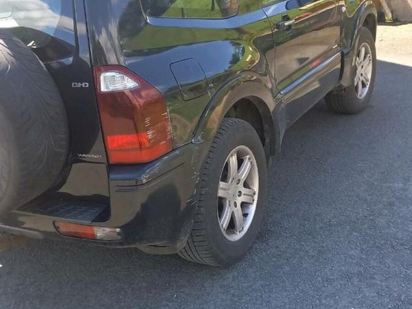 Mitsubishi Pajero SUV, Diesel, 2004, Black
