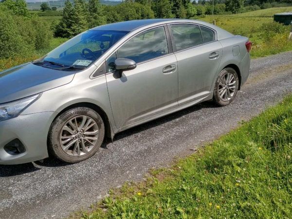 Toyota Avensis Saloon, Diesel, 2016, Grey