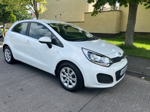 Kia Rio Hatchback, Petrol, 2014, White