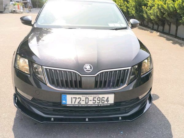 Skoda Octavia Saloon, Diesel, 2017, Black