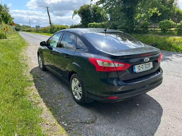 Ford Focus Saloon, Diesel, 2012, Black
