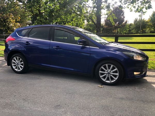 Ford Focus Hatchback, Diesel, 2016, Blue