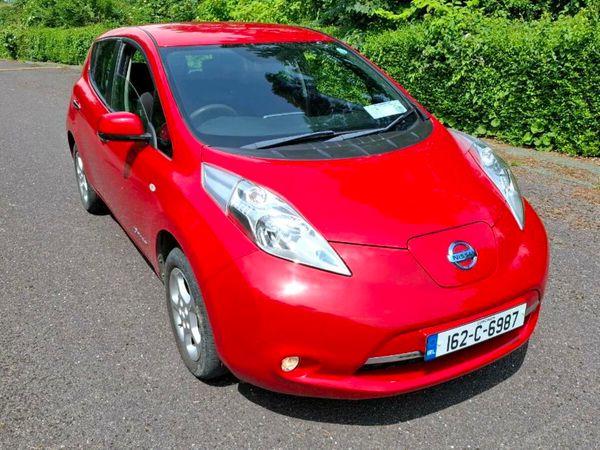 Nissan Leaf Hatchback, Electric, 2016, Red