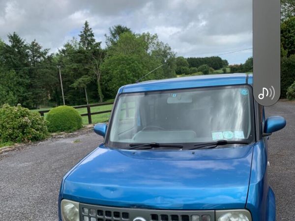 Nissan Cube Estate, Petrol, 2004, Blue