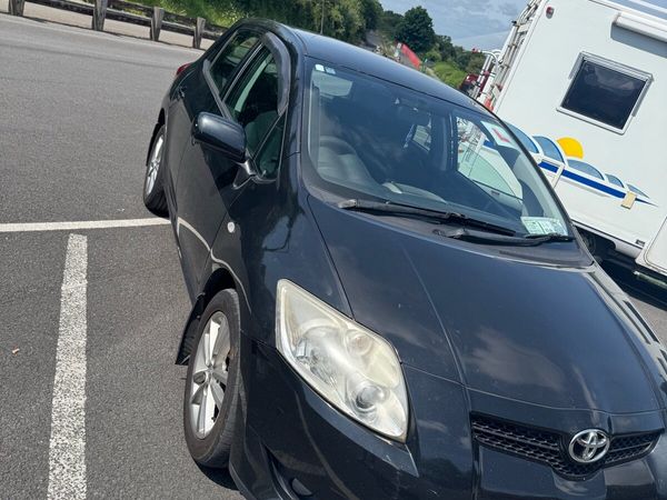 Toyota Auris Hatchback, Diesel, 2009, Black