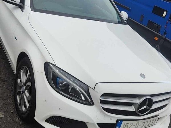 Mercedes-Benz C-Class Saloon, Petrol Plug-in Hybrid, 2016, White