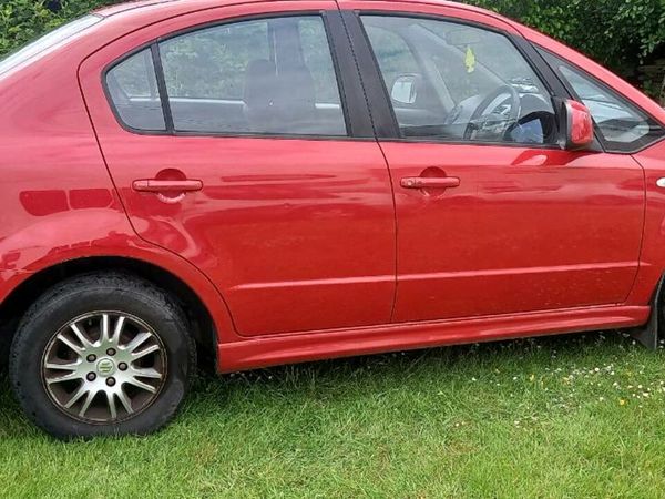 Suzuki SX4 SUV, Petrol, 2010, Red
