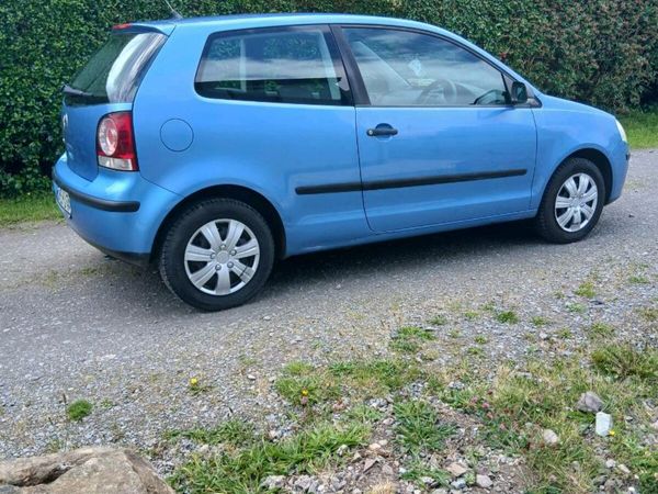 Volkswagen Polo Hatchback, Petrol, 2008, Blue