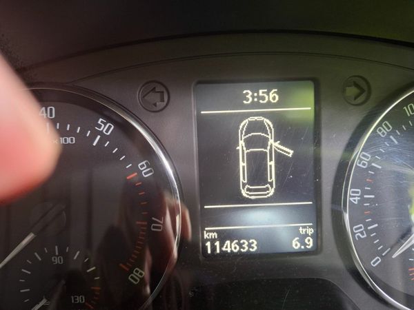 Skoda Fabia Hatchback, Petrol, 2011, Beige
