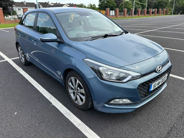 Hyundai i20 Hatchback, Diesel, 2015, Blue