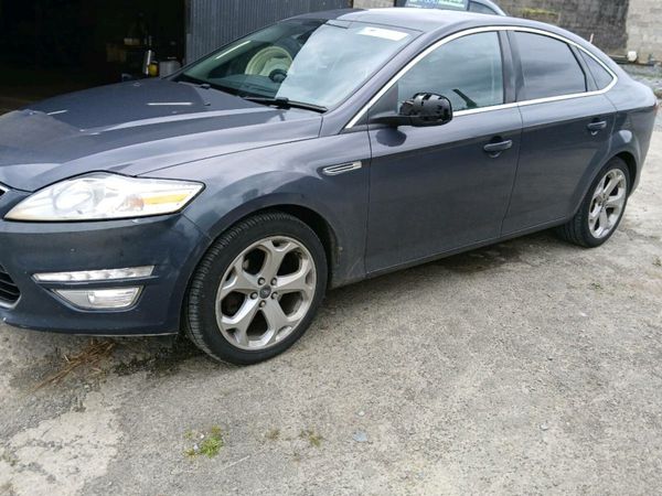 Ford Mondeo Hatchback, Diesel, 2011, Grey