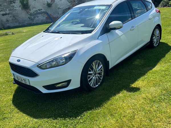 Ford Focus Hatchback, Diesel, 2015, White