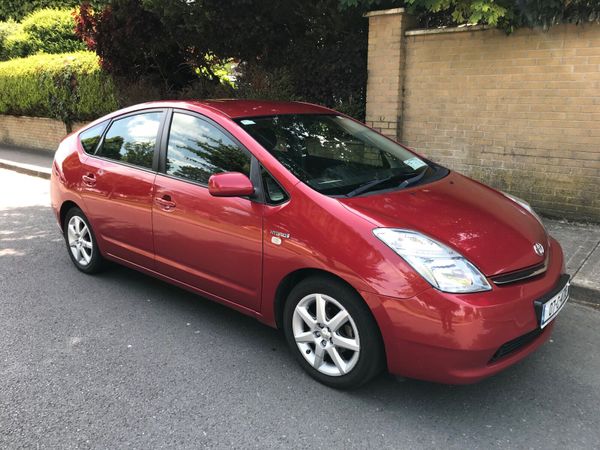 Toyota Prius Hatchback, Petrol Hybrid, 2007, Red