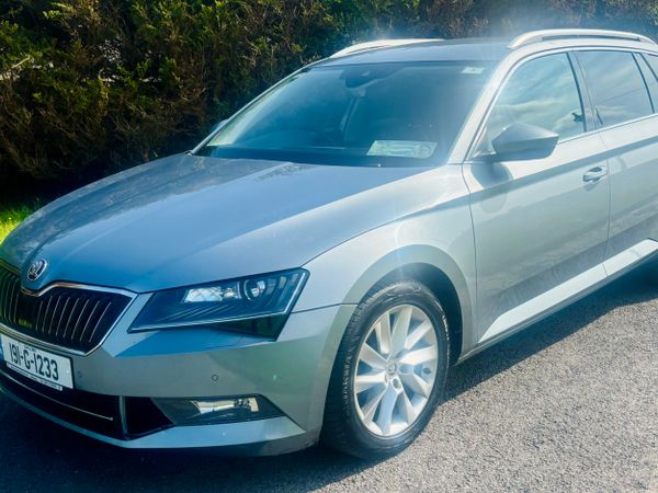 Skoda Superb Estate, Diesel, 2019, Grey
