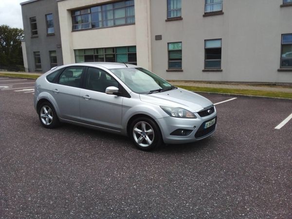 Ford Focus Hatchback, Diesel, 2010, Silver