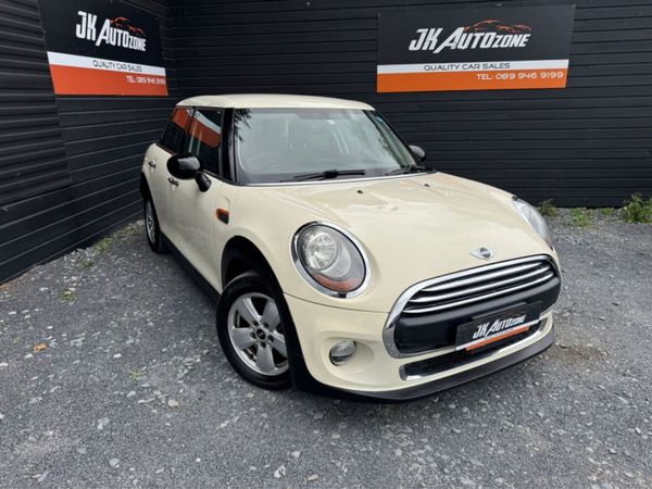 Mini Cooper Hatchback, Petrol, 2015, White