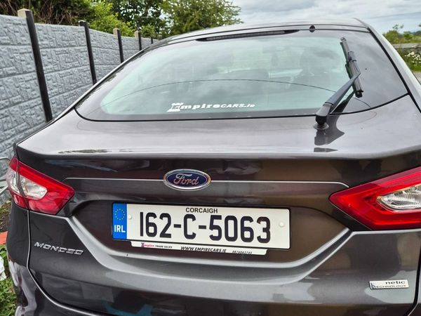 Ford Mondeo Hatchback, Diesel, 2016, Grey
