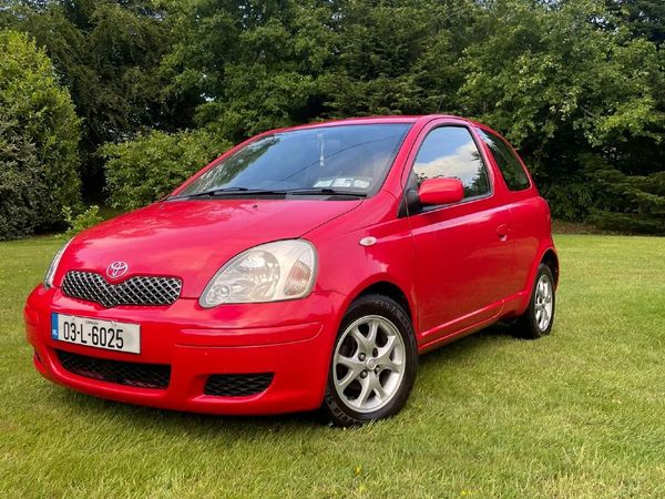 Toyota Yaris Hatchback, Petrol, 2003, Red