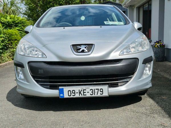 Peugeot 308 Hatchback, Diesel, 2009, Silver