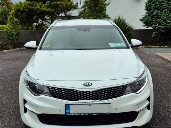 Kia Optima Estate/Jeep, Diesel, 2018, White