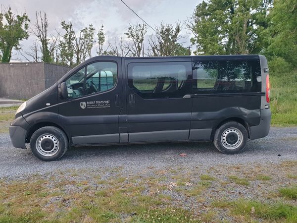 Nissan Primastar MPV, Diesel, 2011, Black