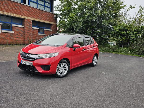 Honda Fit Hatchback, Petrol Hybrid, 2014, Red