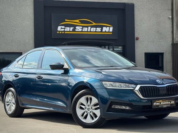 Skoda Octavia Hatchback, Diesel, 2020, Blue