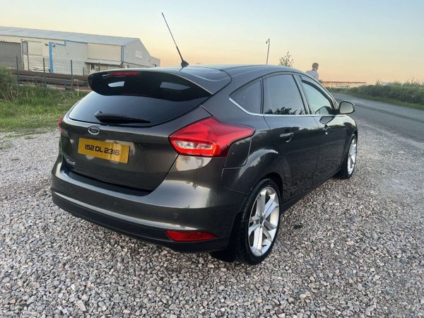 Ford Focus Hatchback, Diesel, 2015, Grey