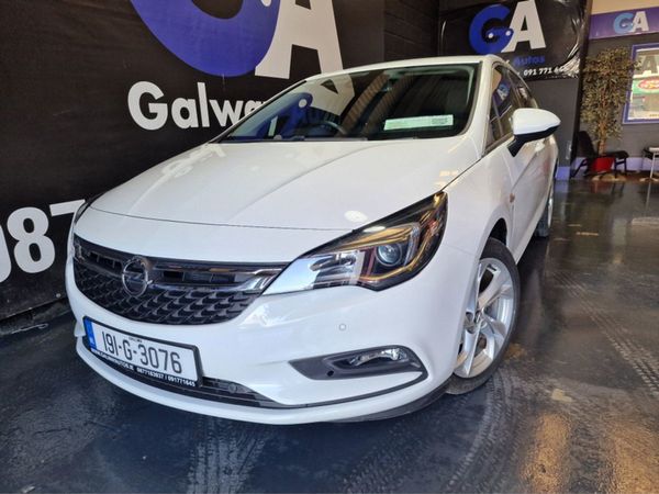 Opel Astra Hatchback, Petrol, 2019, White