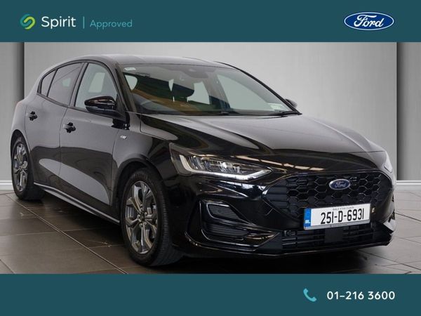 Ford Focus Hatchback, Petrol Hybrid, 2025, Black