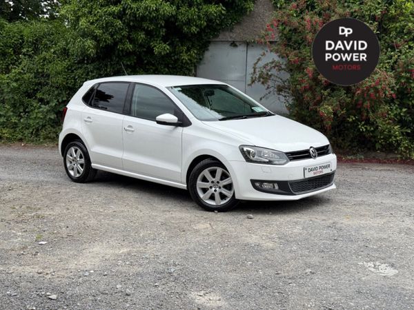 Volkswagen Polo Hatchback, Petrol, 2012, White