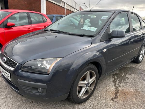 Ford Focus Hatchback, Petrol, 2008, Grey