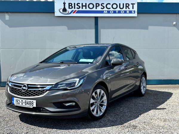 Opel Astra Hatchback, Petrol, 2019, Grey