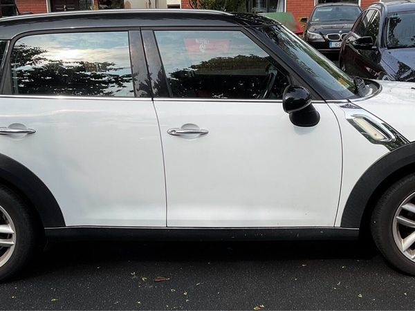 Mini Countryman Hatchback, Diesel, 2013, White