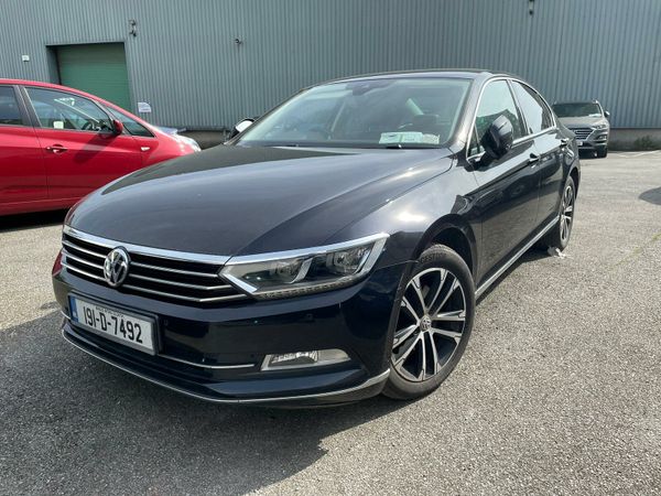 Volkswagen Passat Saloon, Diesel, 2019, Black