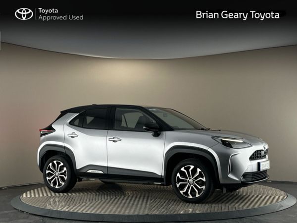 Toyota Yaris Cross Hatchback, Petrol Hybrid, 2023, Grey