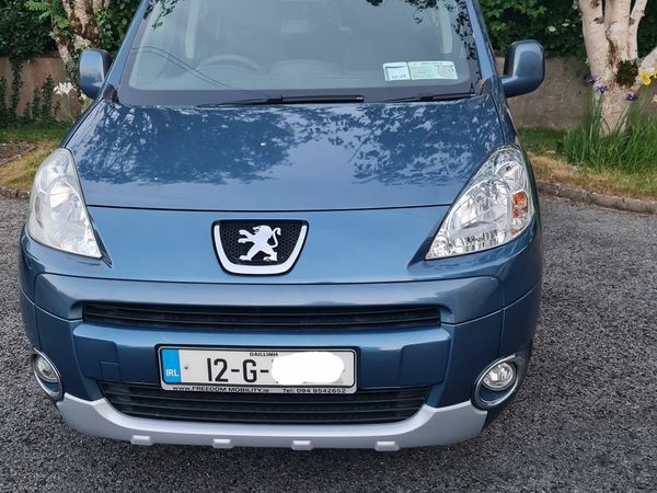 Peugeot Partner Tepee MPV, Diesel, 2012, Blue