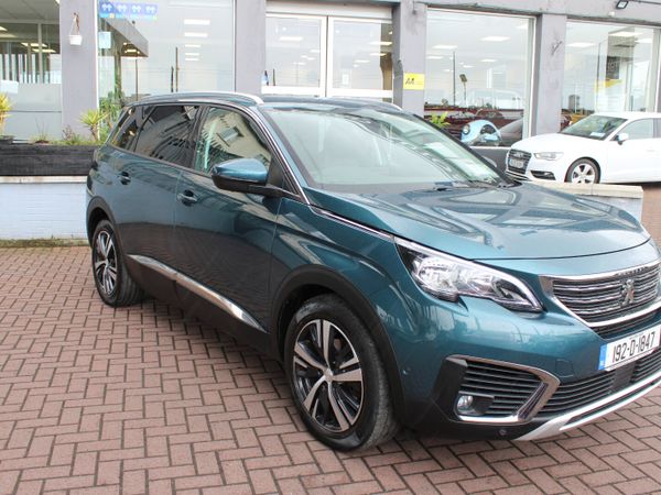 Peugeot 5008 MPV, Petrol, 2019, Grey
