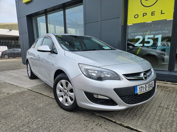 Opel Astra Saloon, Diesel, 2017, Grey