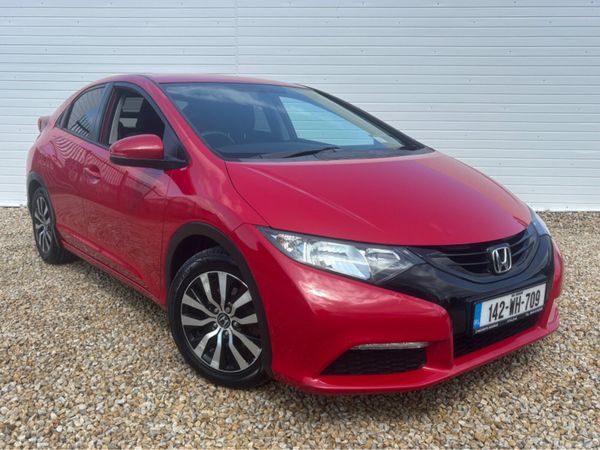 Honda Civic Hatchback, Diesel, 2014, Red