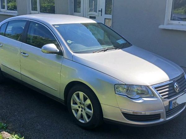 Volkswagen Passat Saloon, Diesel, 2008, Silver