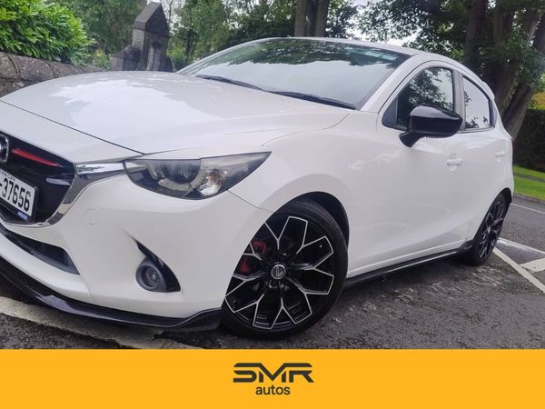Mazda Demio MPV, Diesel, 2015, White